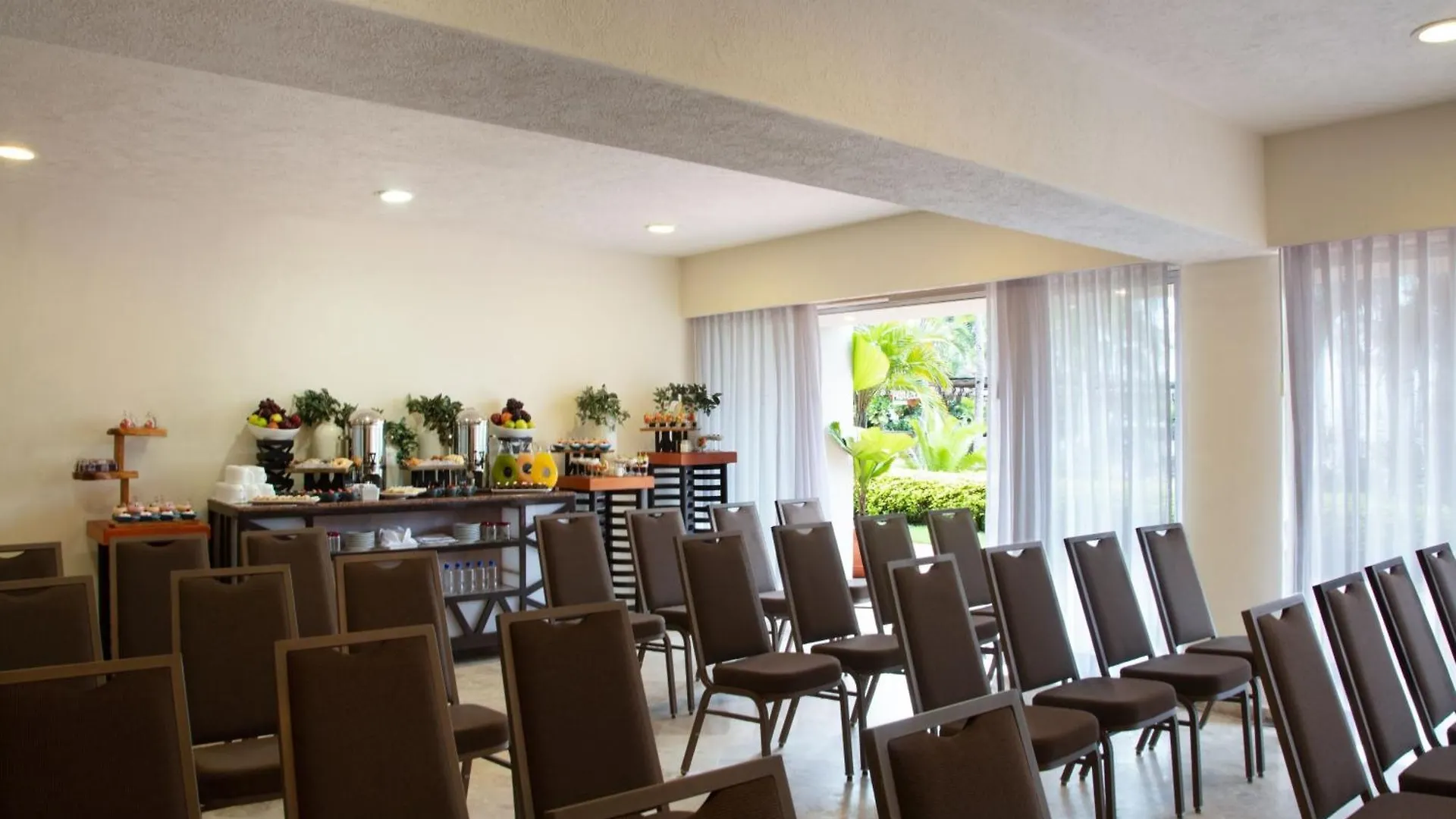 Sheraton Buganvilias Resort & Convention Center Puerto Vallarta