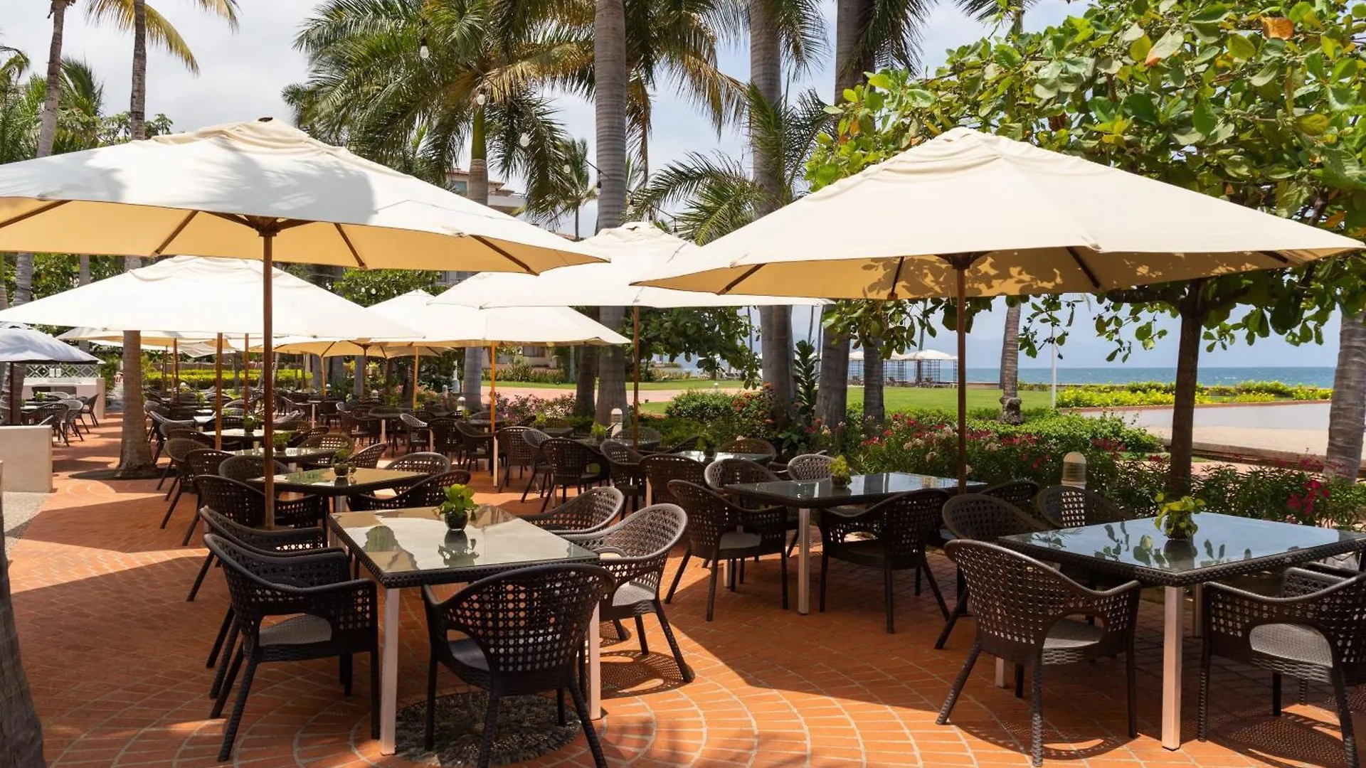 Sheraton Buganvilias Resort & Convention Center Puerto Vallarta